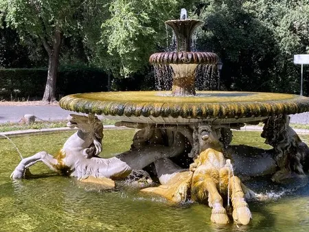 Villa Borghese - Fontana dei Cavalli Marini